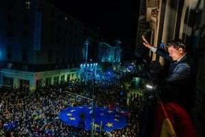 Photo source: facebook / Nicuşor Dan